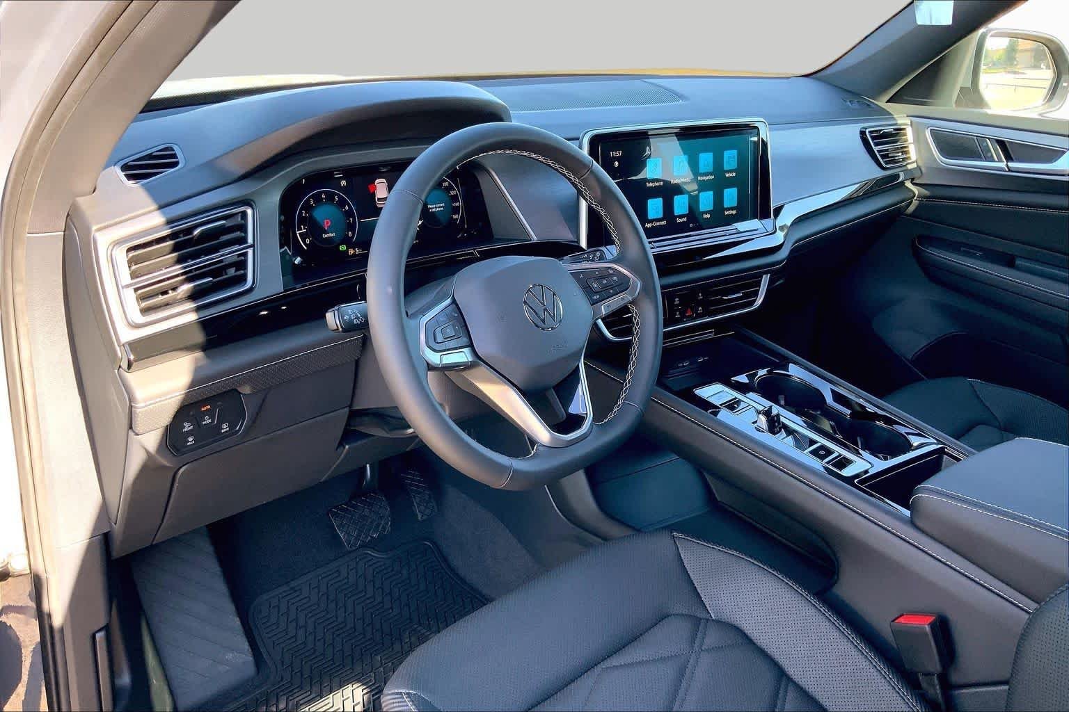 2026 Volkswagen Atlas Cross Sport SE w/Tech - Photo 8