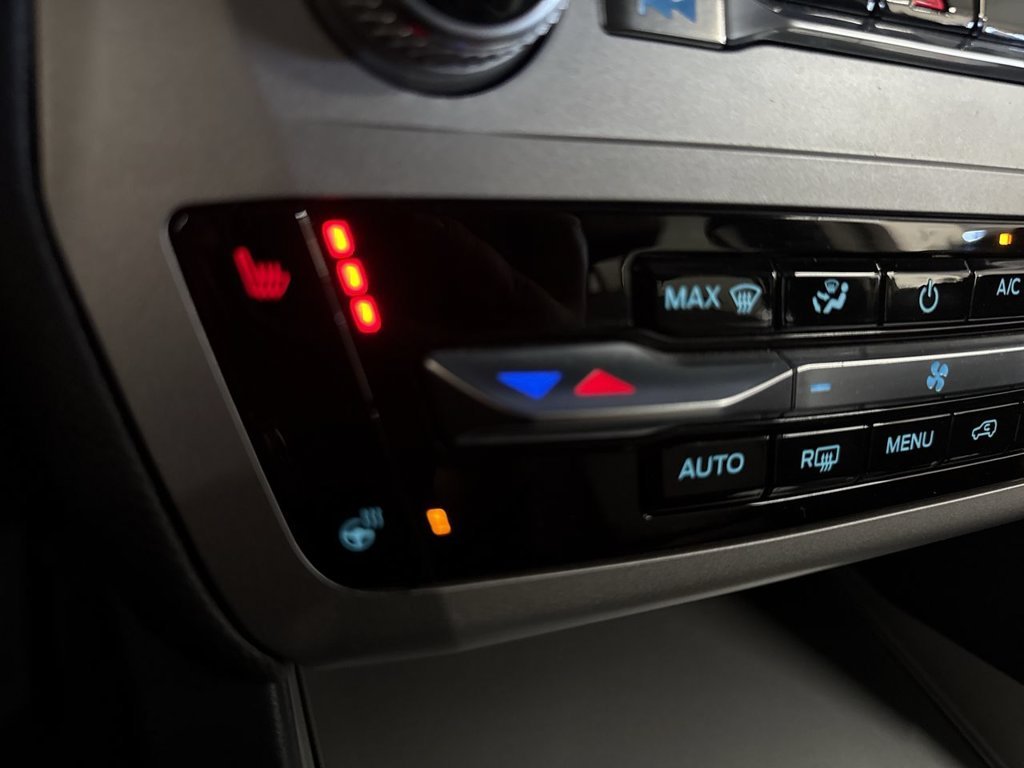 Used 2022 Gray Metallic Ford XLT image 34