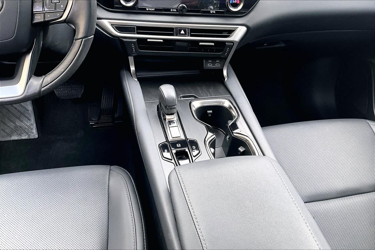 Used 2023 Nightfall Mica Lexus Premium image 17