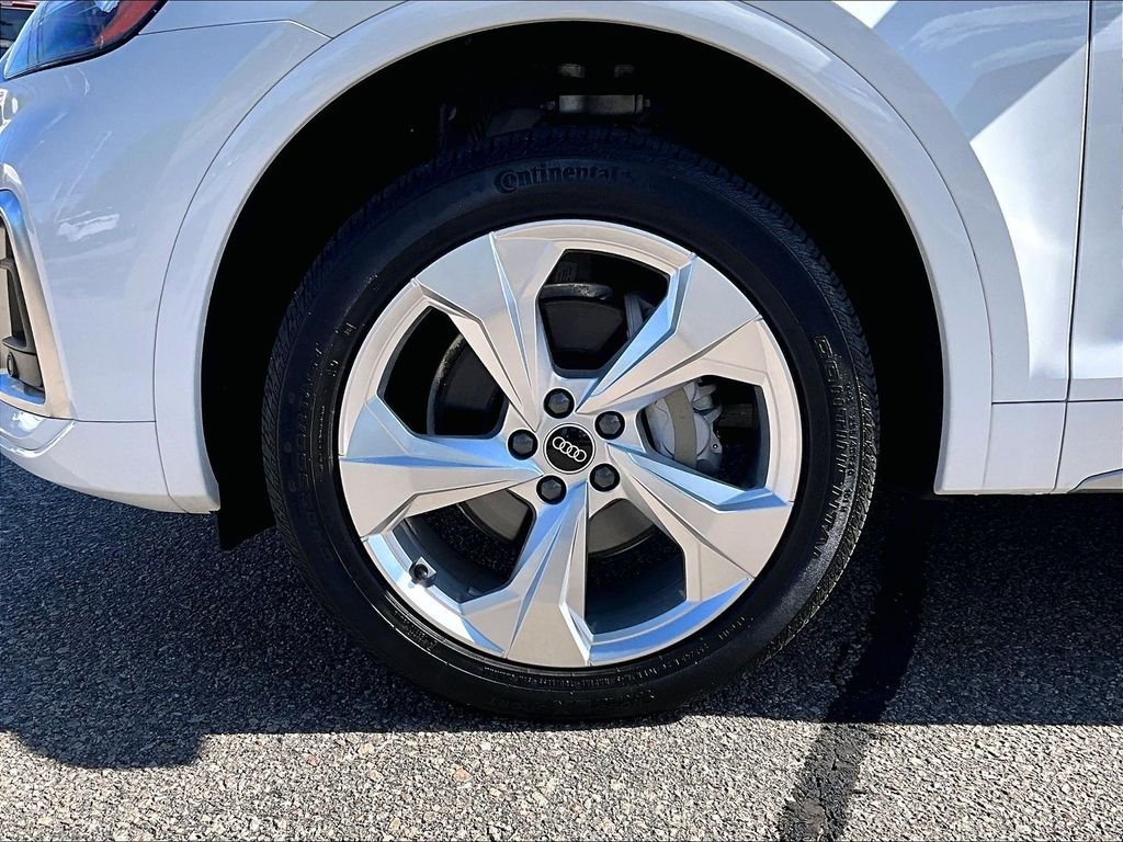 Used 2022 White Audi 45 S line Premium image 7