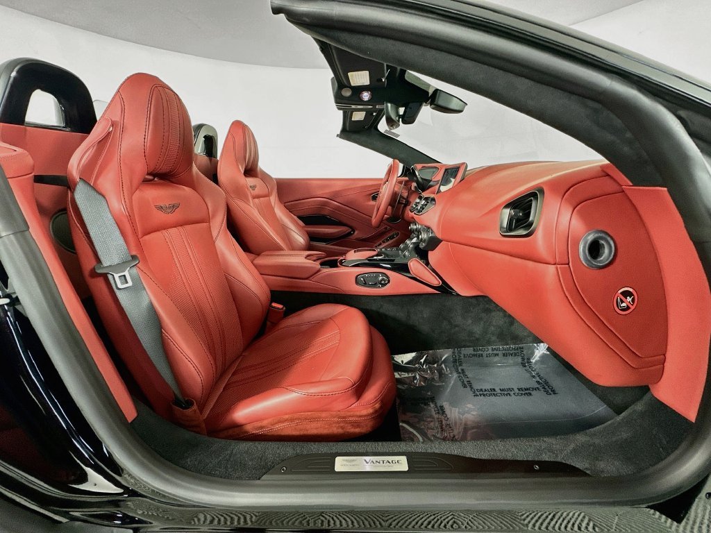 Used 2022 Black Aston Martin Base image 24
