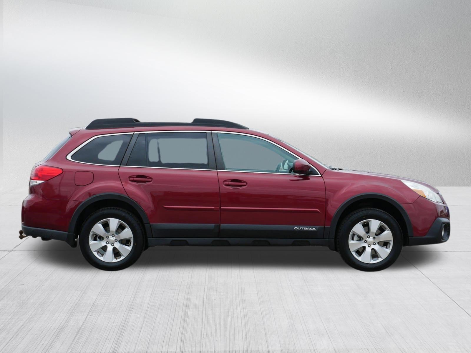 Used 2013 Venetian Red Pearl Subaru 3.6R Limited image 8