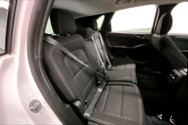 Used 2025 Oxford White Ford Active image 24