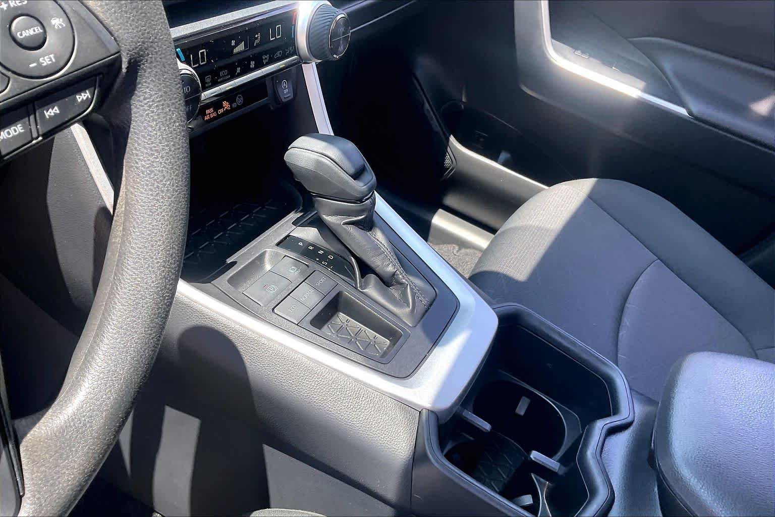 Used 2025 Midnight Black Metallic Toyota XLE image 17