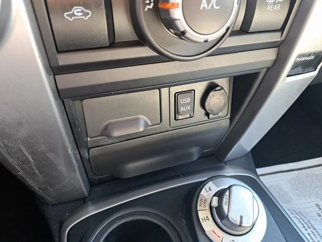 Used 2018 White Toyota SR5 Premium image 19
