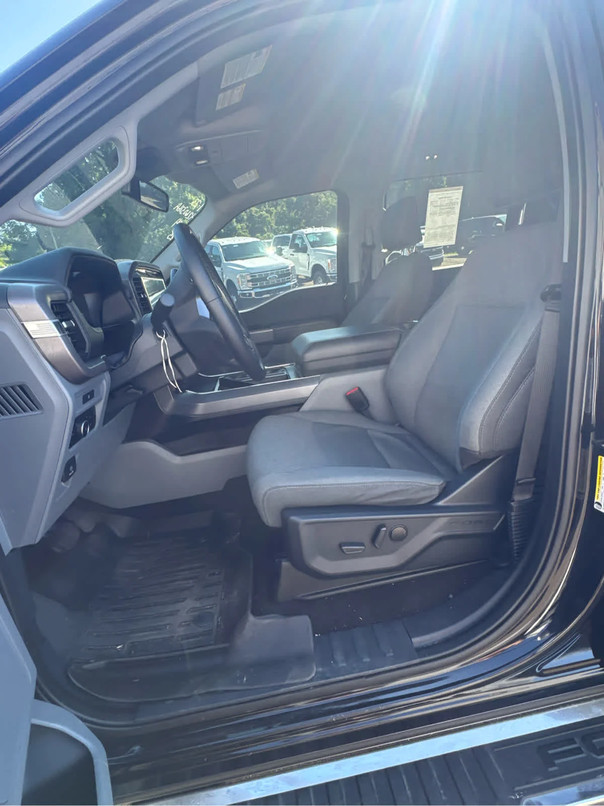 Used 2025 Agate Black Ford XLT image 11