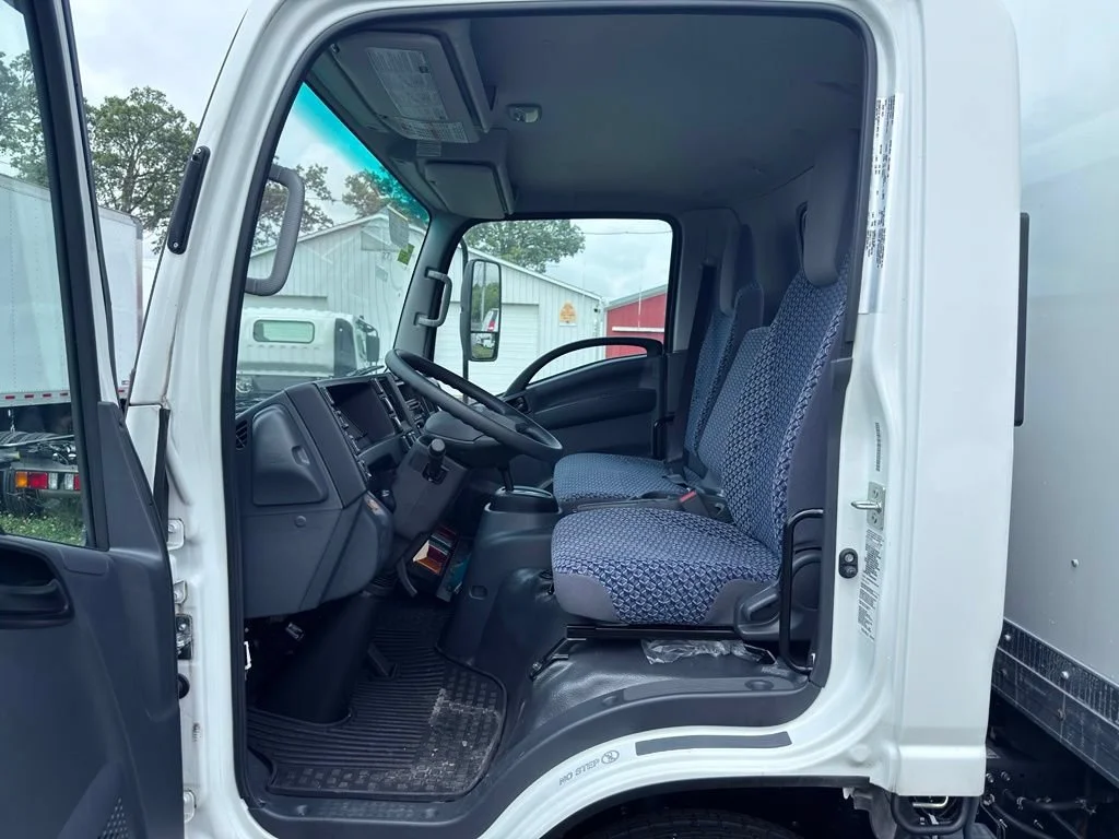 New 2023 Arc White Chevrolet NA image 14