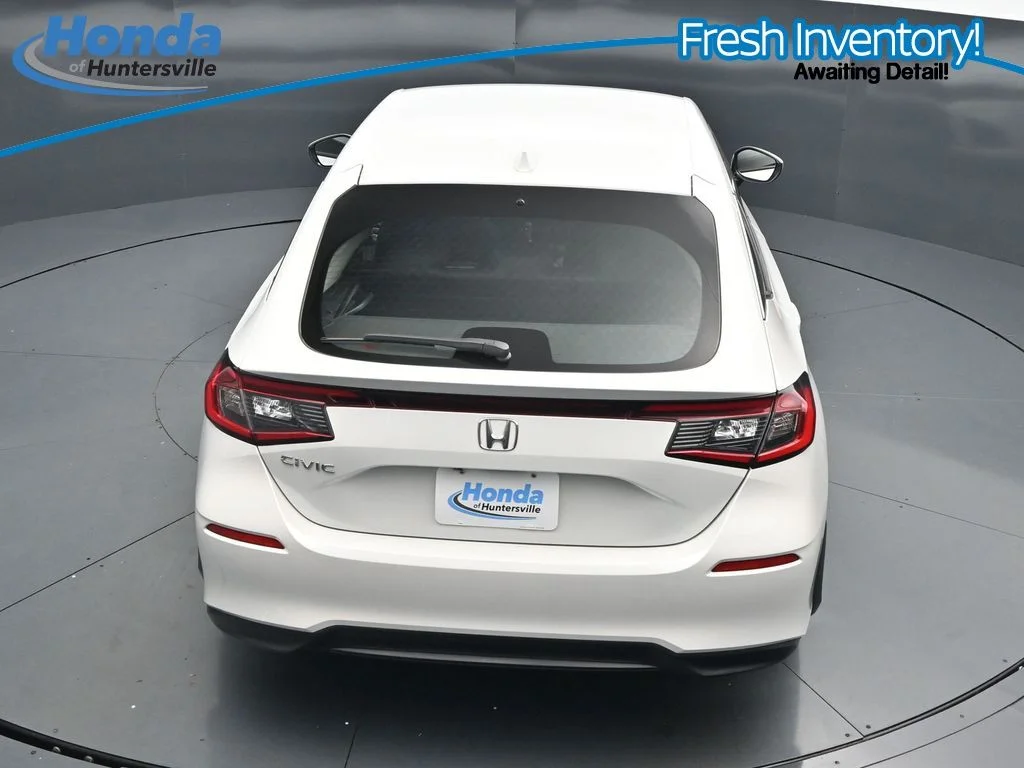 Used 2024 Platinum White Pearl Honda 2.0L LX image 23