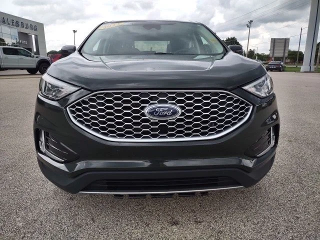 Certified Used 2023 Green Metallic Ford SEL image 8