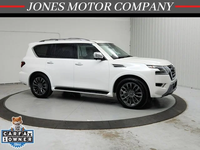 Used 2024 White Nissan Platinum image 1