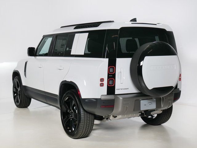 New 2026 Fuji White Land Rover S image 32