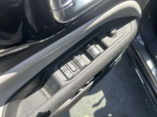 Used 2023 Gray Jeep Limited image 17