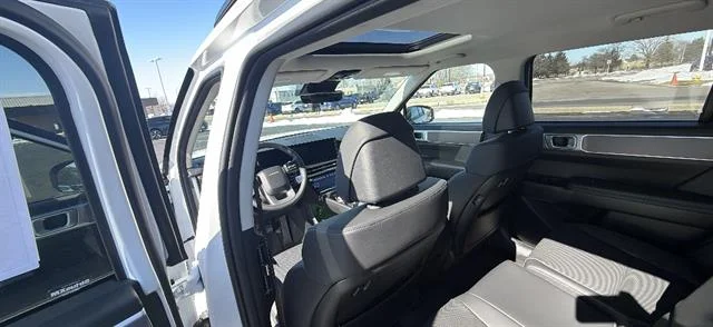 New 2026 Serenity White Pearl Hyundai XRT image 13