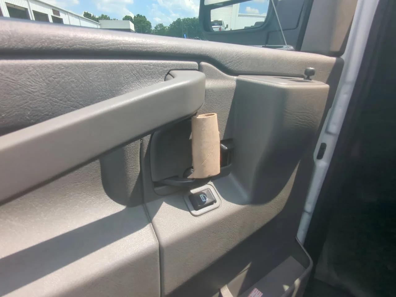 2025 GMC Savana Cargo Work Van - Photo 20