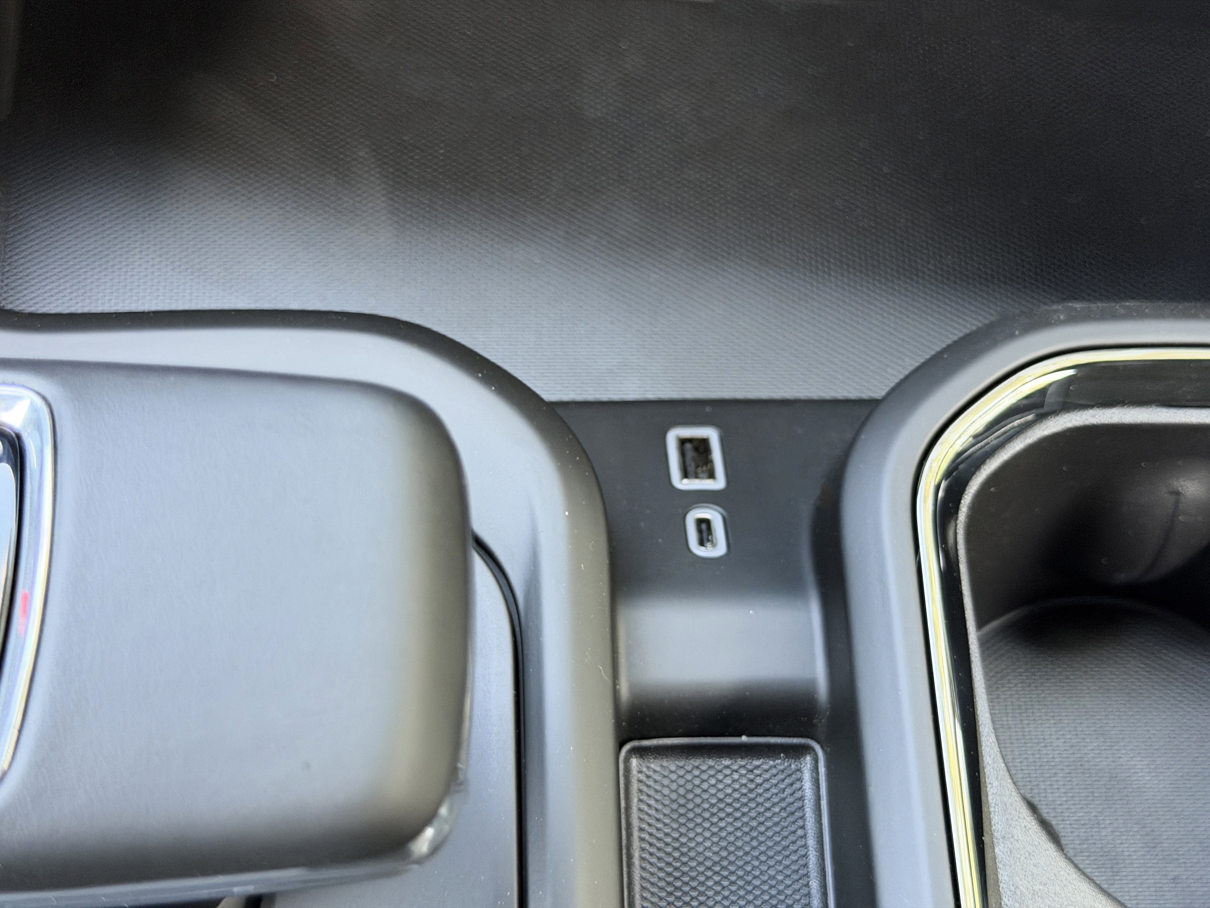 2026 GMC Sierra 1500 AT4X - Photo 36
