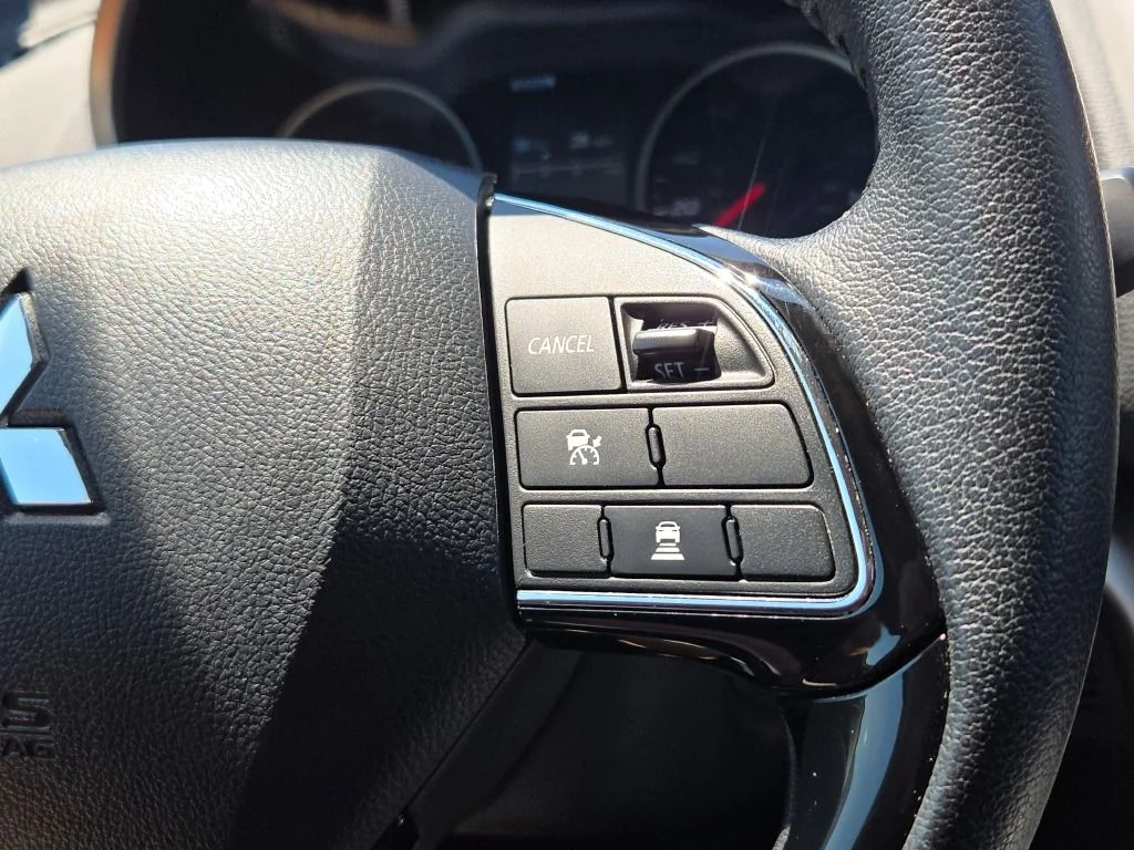 Used 2025 Black Mitsubishi SE image 30