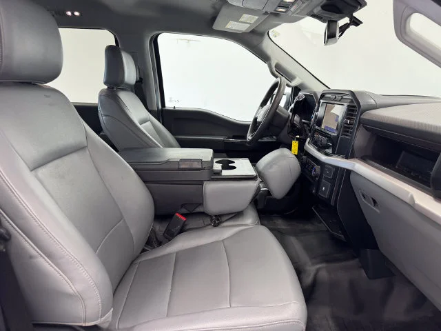 Used 2023 Oxford White Ford XL image 18