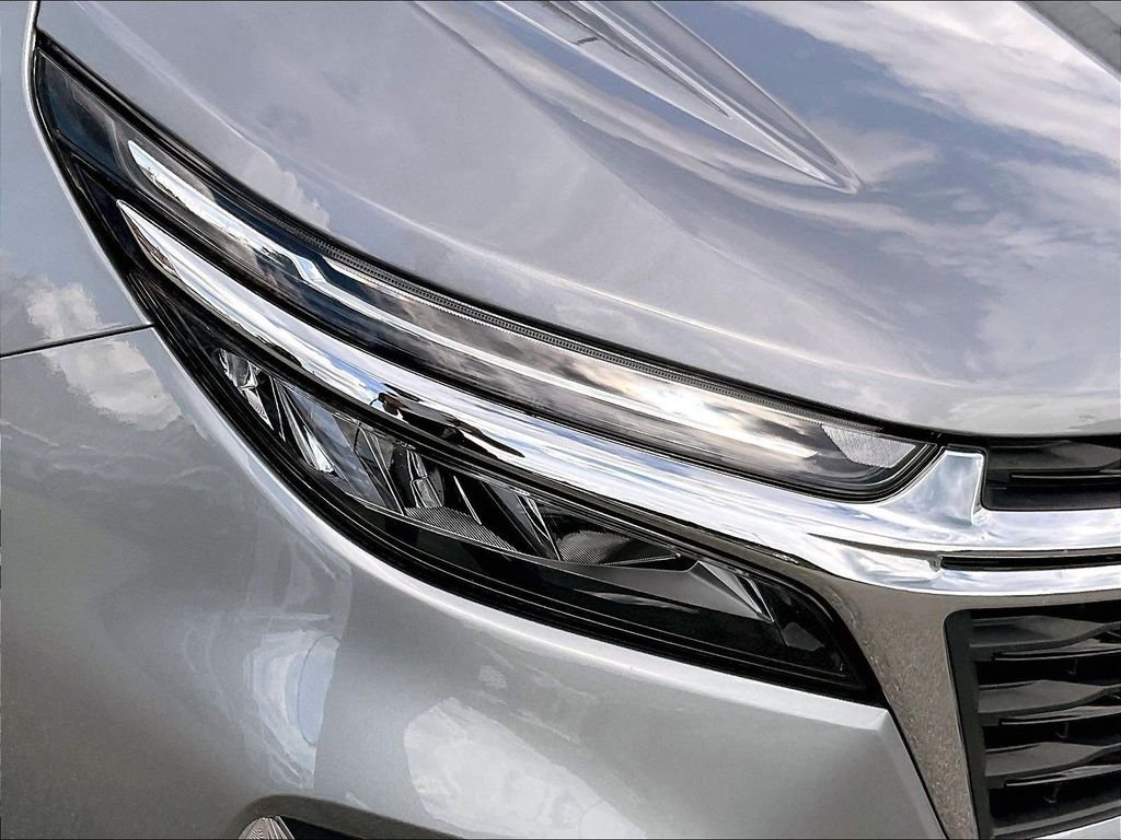 Used 2023 Gray Chevrolet LT image 29