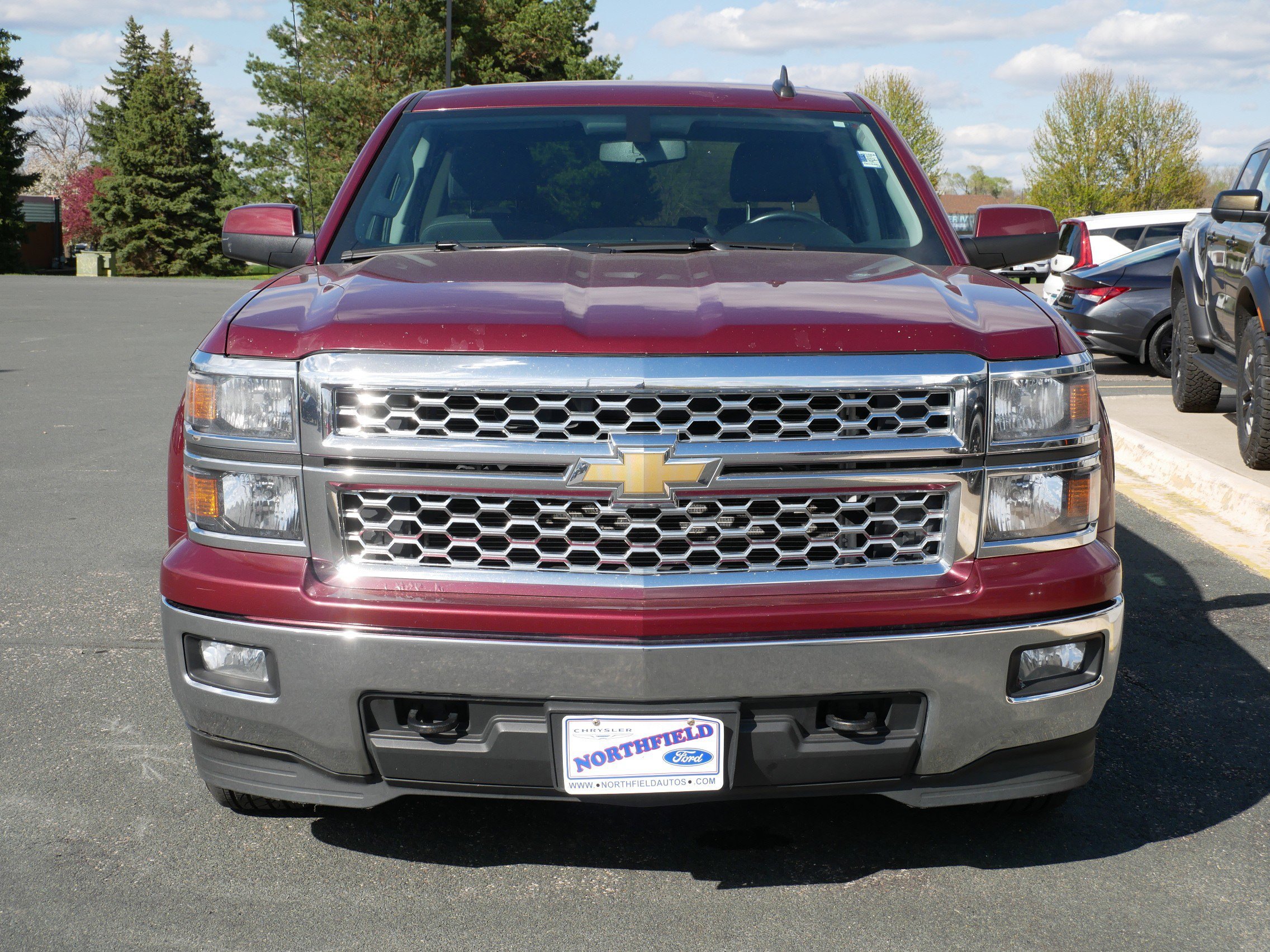 View vehicle photo 3