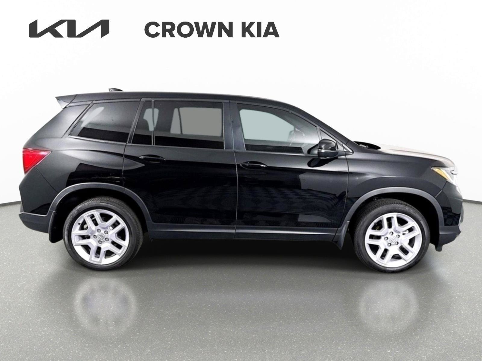 Used 2025 Black Honda EX-L image 4