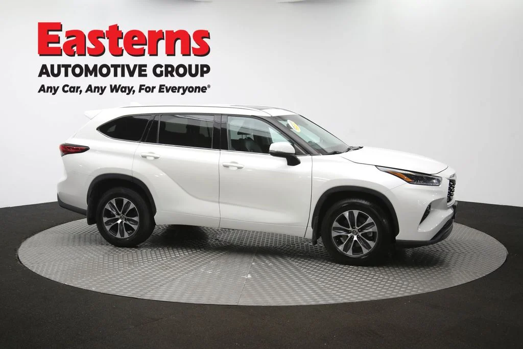 Used 2021 White Toyota XLE image 48