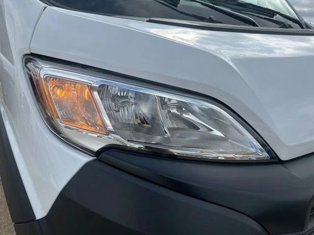 New 2026 Bright White Clear-Coat Exterior Paint RAM Low Roof image 4