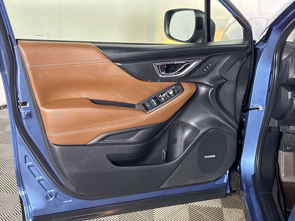 Used 2019 Blue Subaru Touring image 10