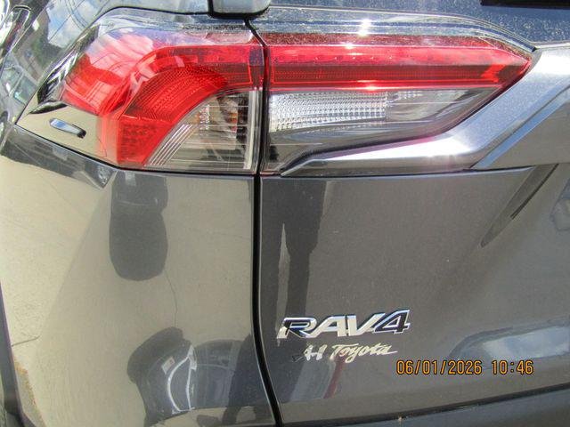 Certified Used 2023 MAGNETIC GRAY MET. Toyota  image 8