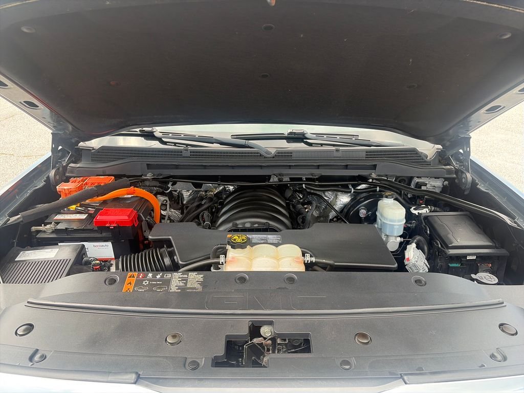 Used 2018 Gray GMC SLT image 22