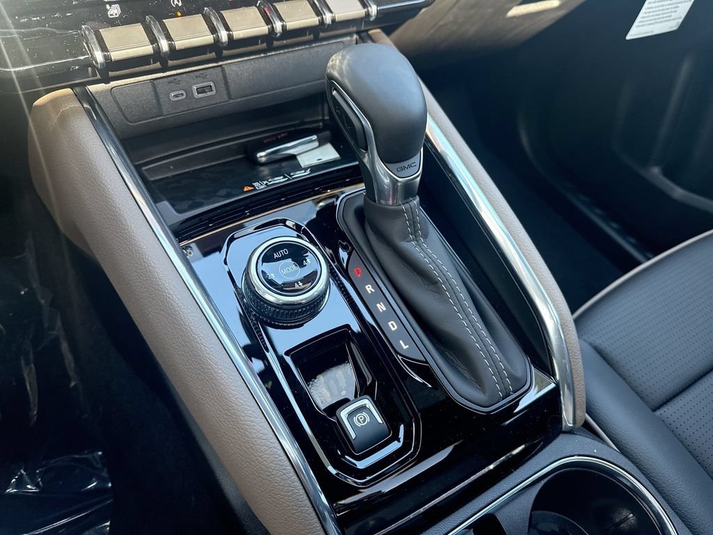 2026 GMC Canyon Denali - Photo 16
