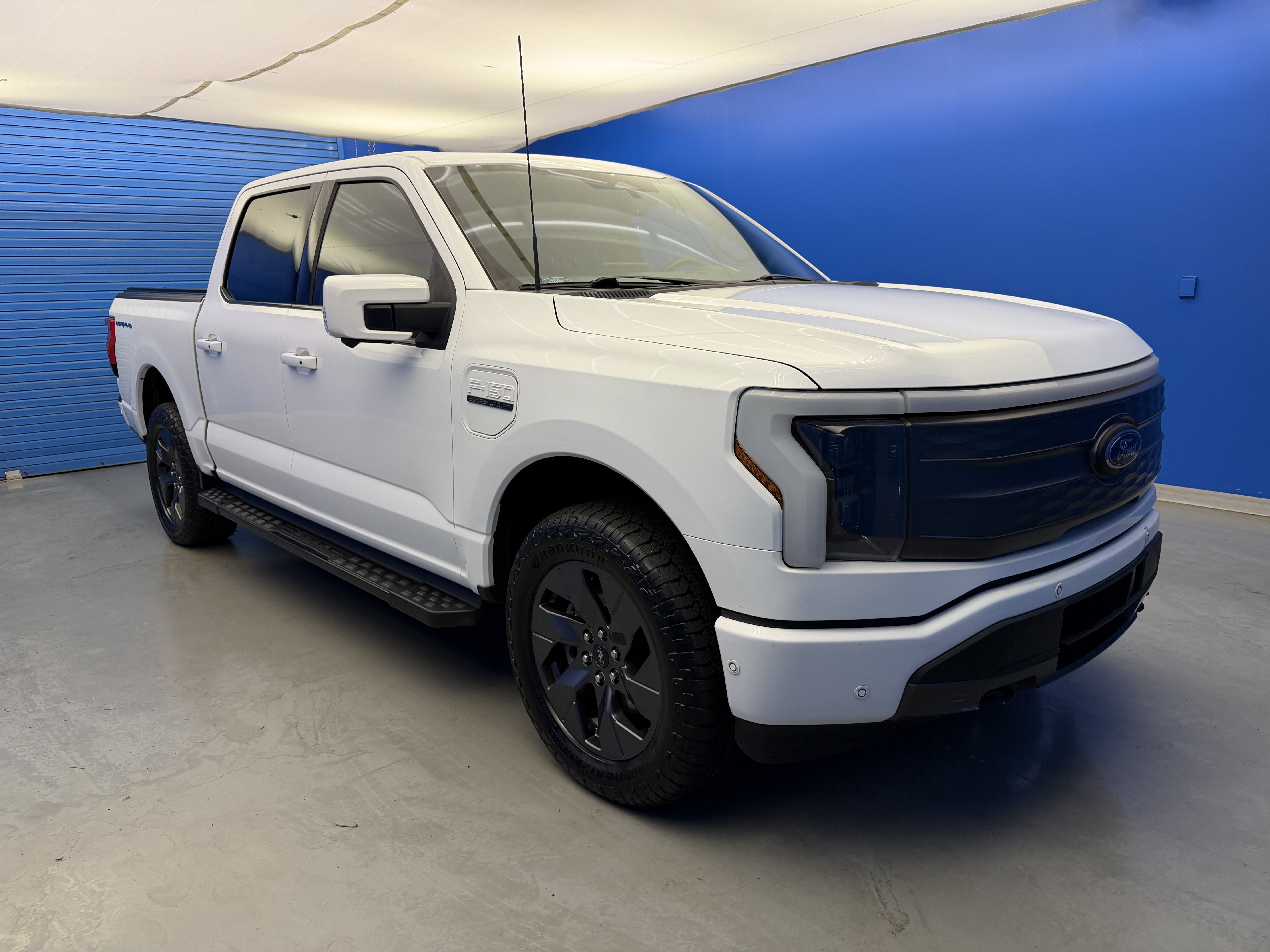 Used 2022 Ford F-150 Lightning Lariat with VIN 1FTVW1EV6NWG03330 for sale in Jeffersontown, KY