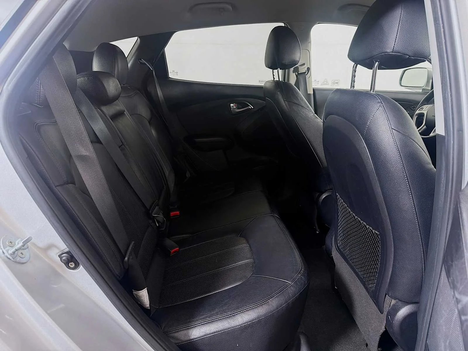 Used 2012 Diamond Silver Hyundai Limited PZEV image 21