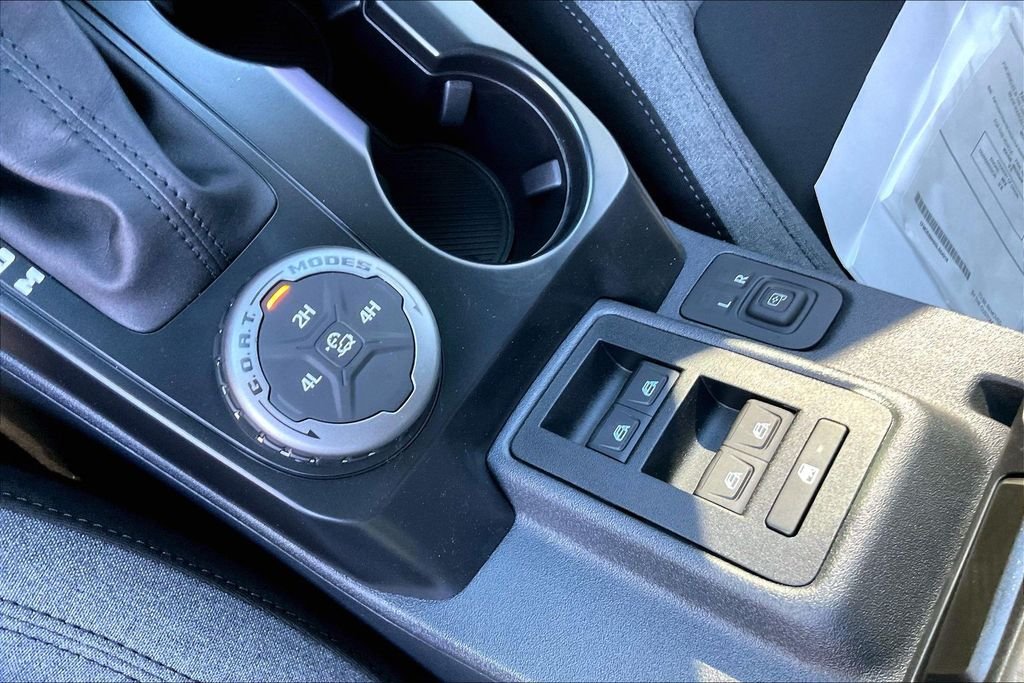 New 2025 Ford Bronco Base 4D Sport Utility