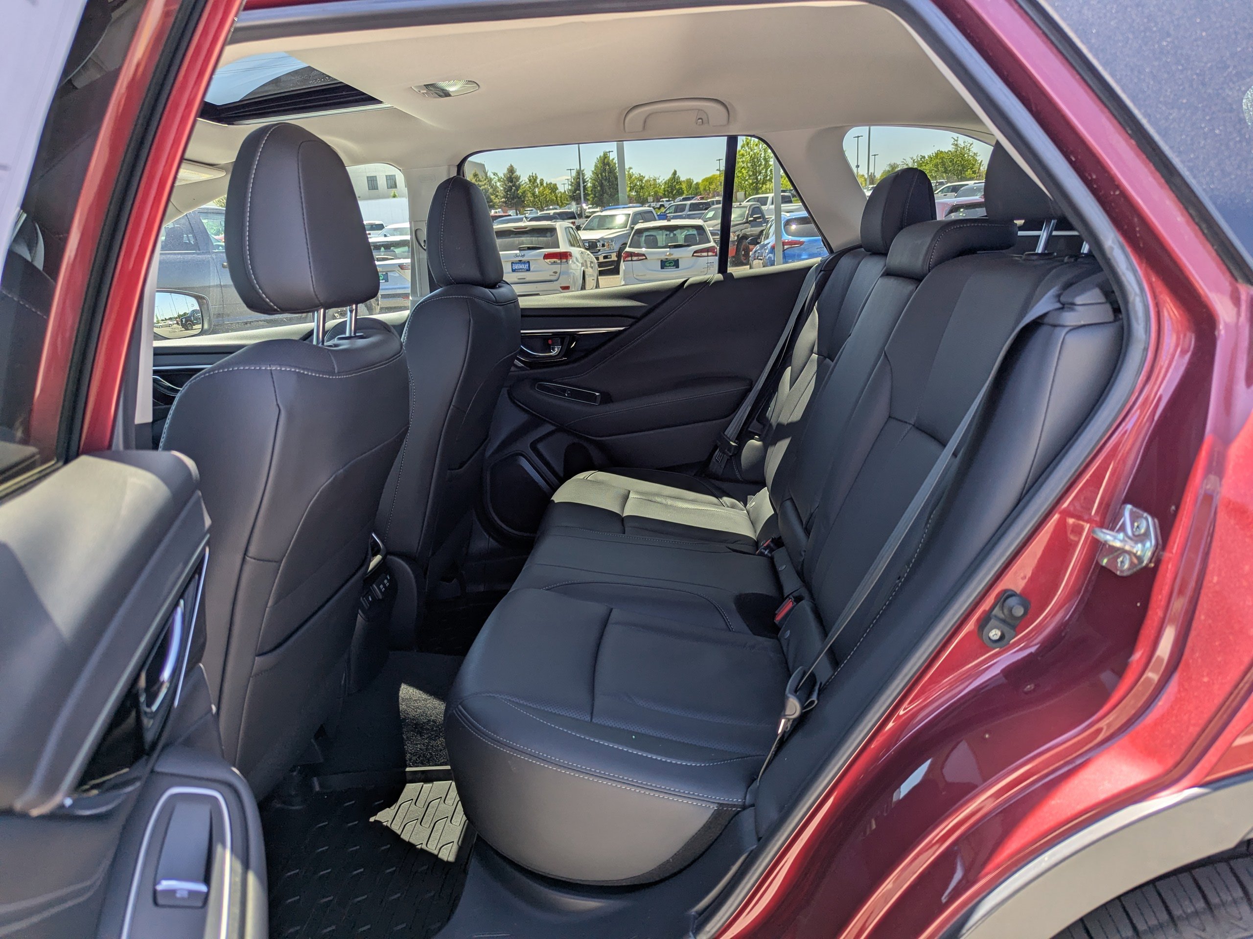 2020 Subaru Outback Limited - Photo 31