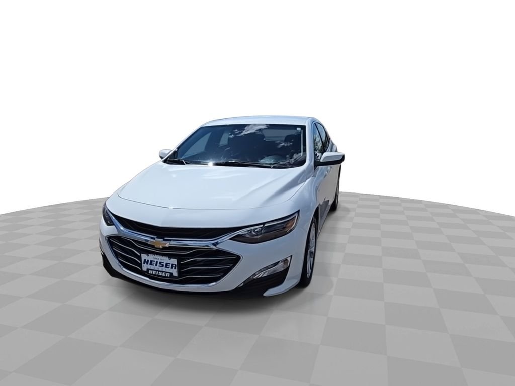 Used 2024 White Chevrolet LT image 3