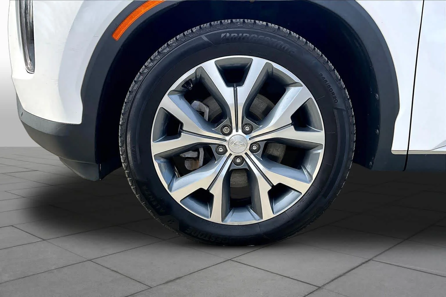 Used 2020 Hyper White Hyundai SEL image 11