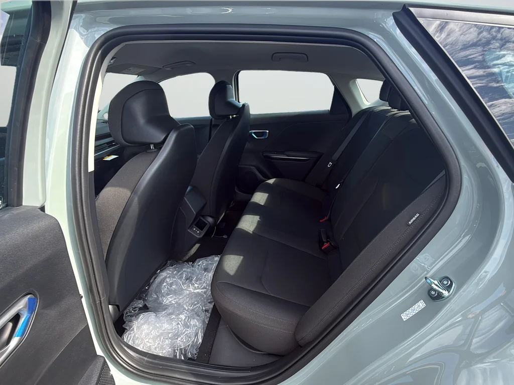 New 2026 Gray Kia LXS image 27