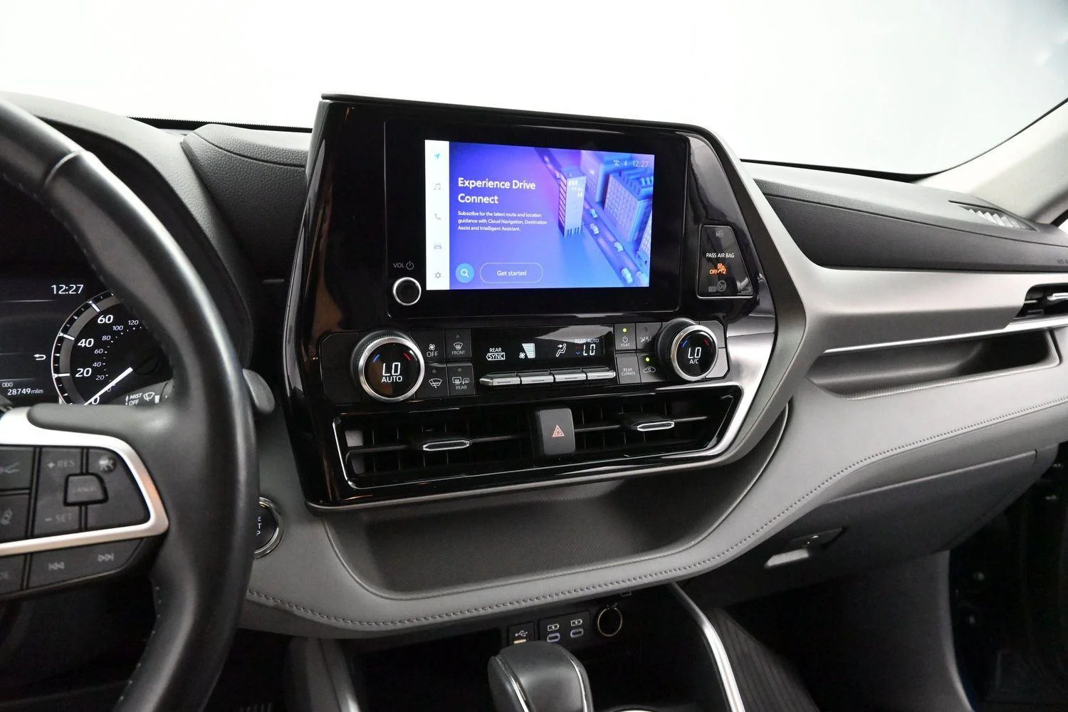 Used 2023 Blueprint Toyota L image 17