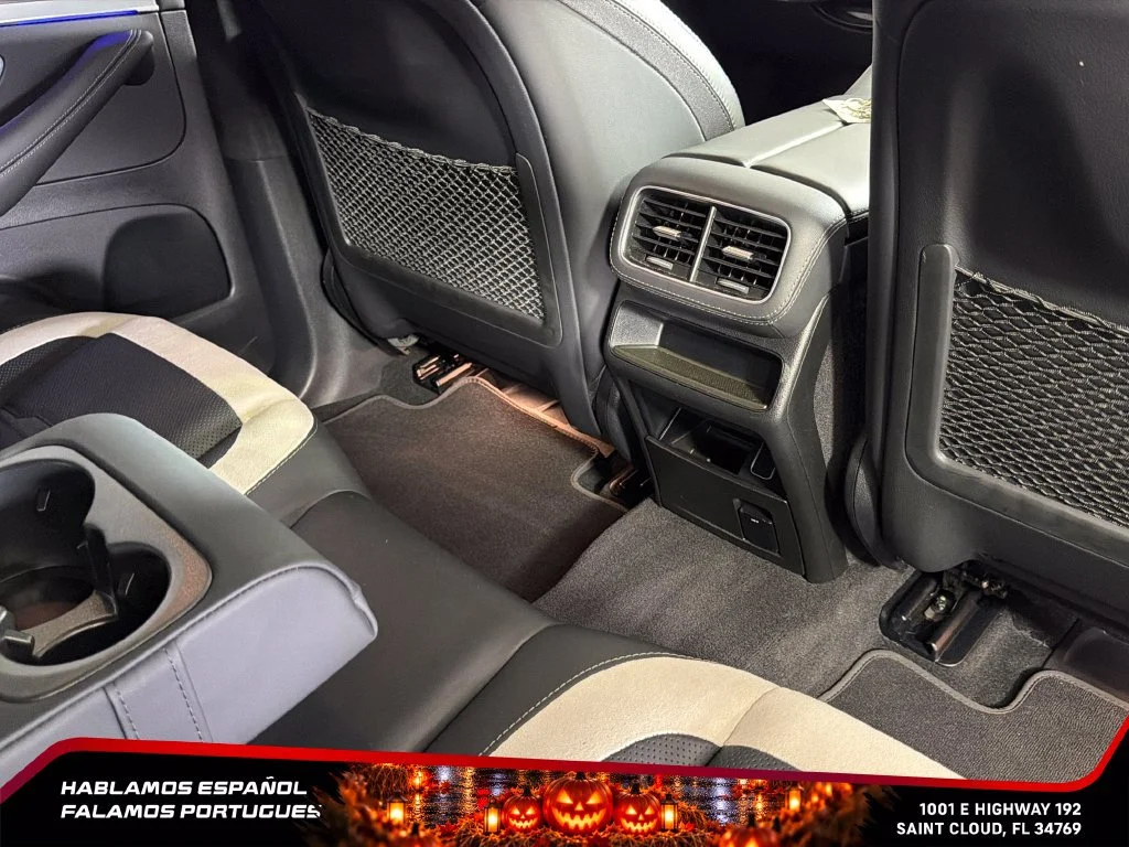 Used 2023 Black Mercedes-Benz S 4MATIC® image 35