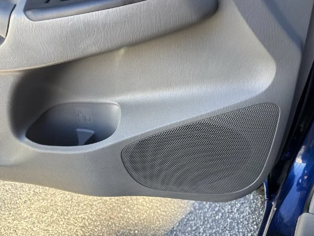 Used 2015 Blue Toyota PreRunner image 27