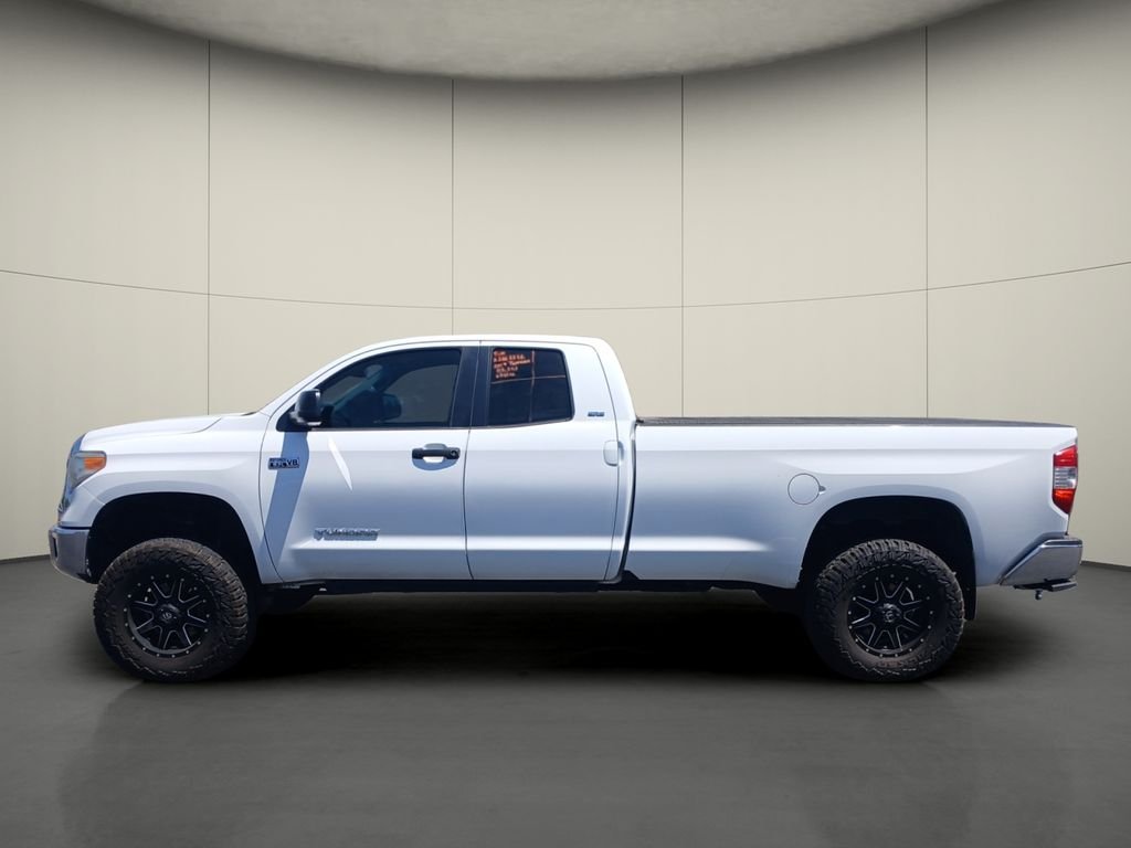 Used 2014 White Toyota SR5 image 4