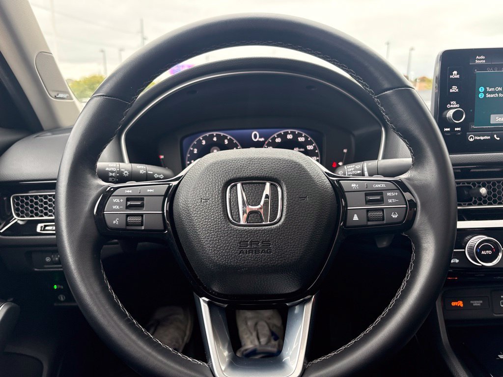 Certified Used 2024 Rallye Red Honda Touring image 15