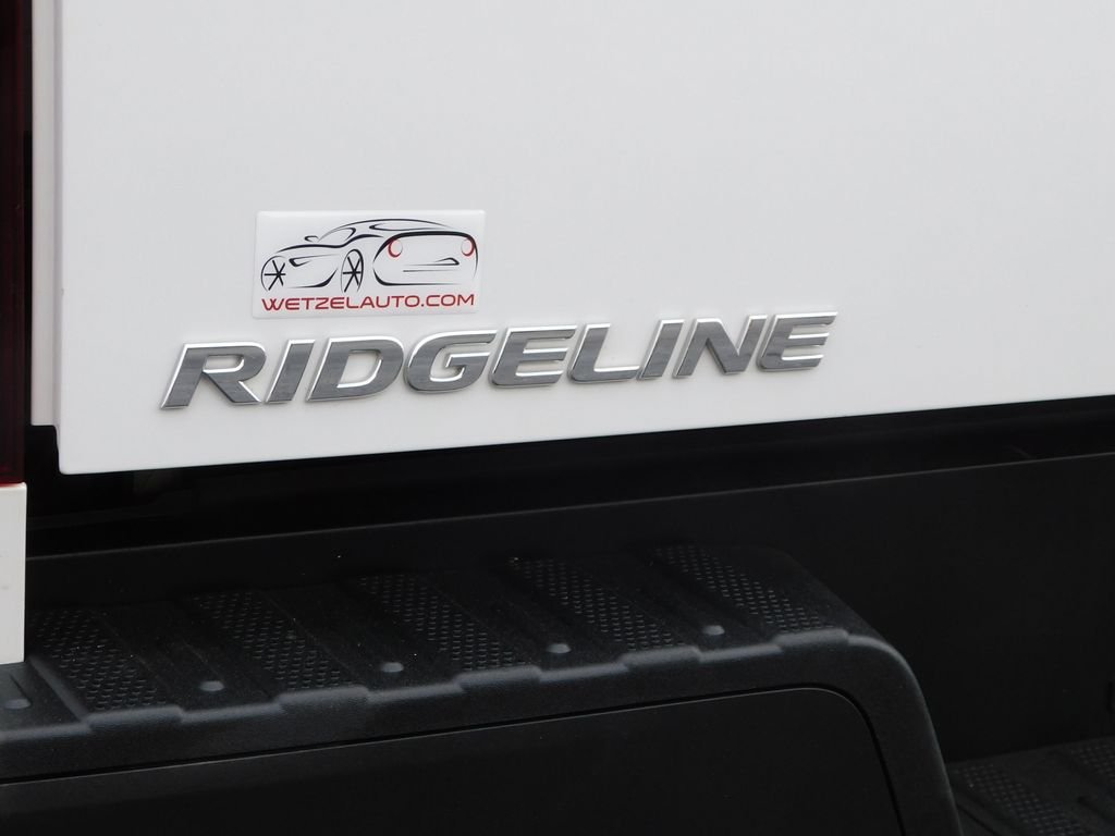 Used 2023 Platinum White Honda RTL-E image 44