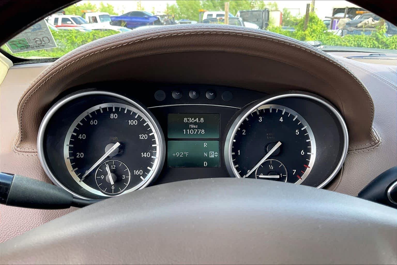 Used 2012 Steel Grey Metallic Mercedes-Benz GL 450 image 22