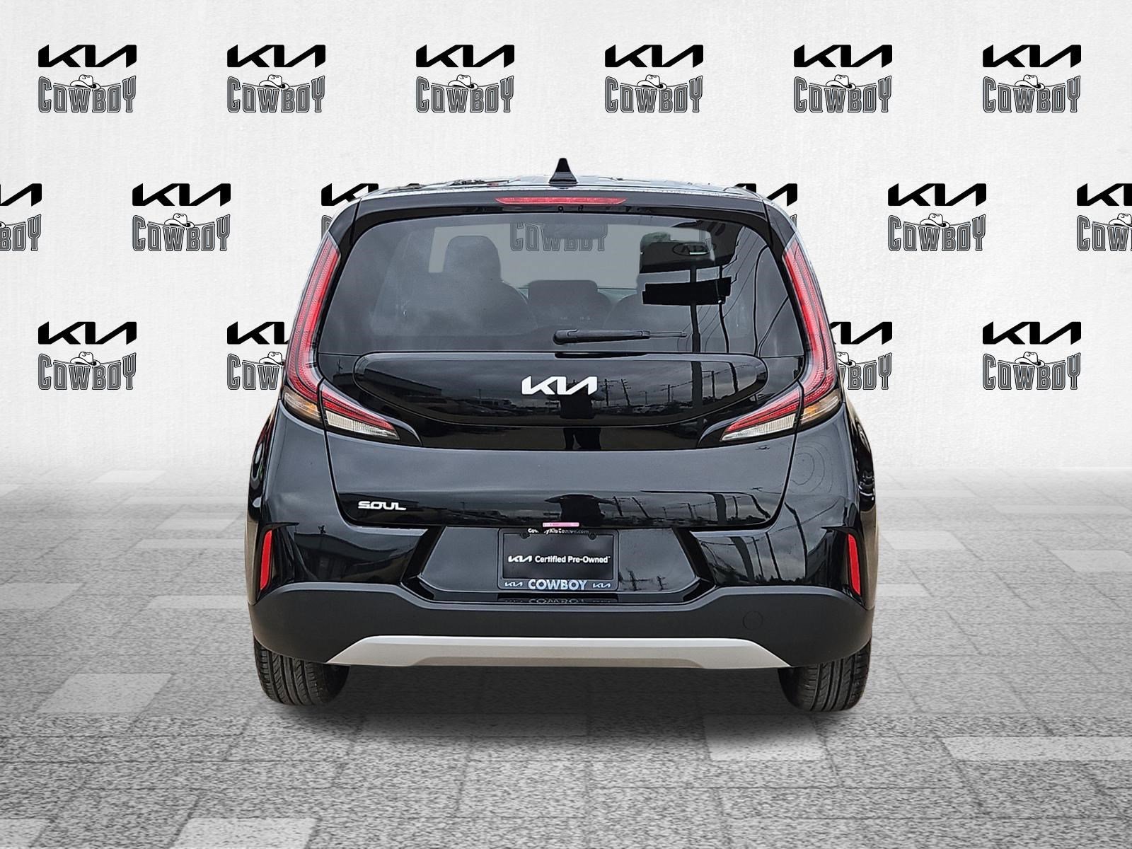 Certified Used 2025 Fusion Black Kia LX image 3