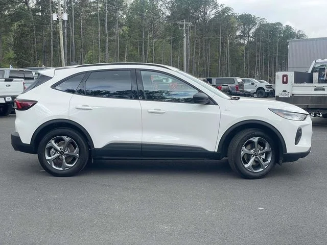 Used 2025 Star White Ford ST-Line image 2
