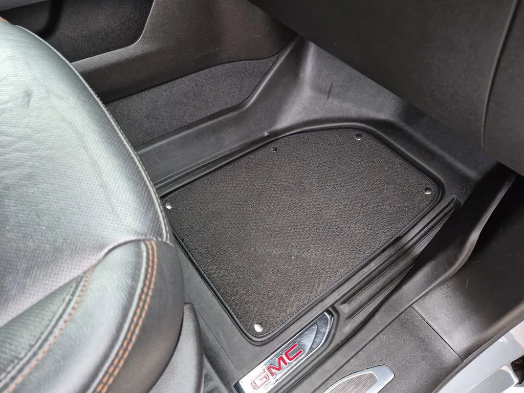 Used 2024 Thunderstorm Gray GMC AT4 image 39