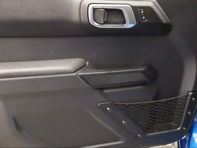 New 2026 Velocity Blue Metallic Ford Badlands® image 34