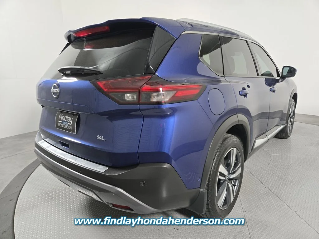 Used 2022 Caspian Blue Metallic Nissan SL image 6