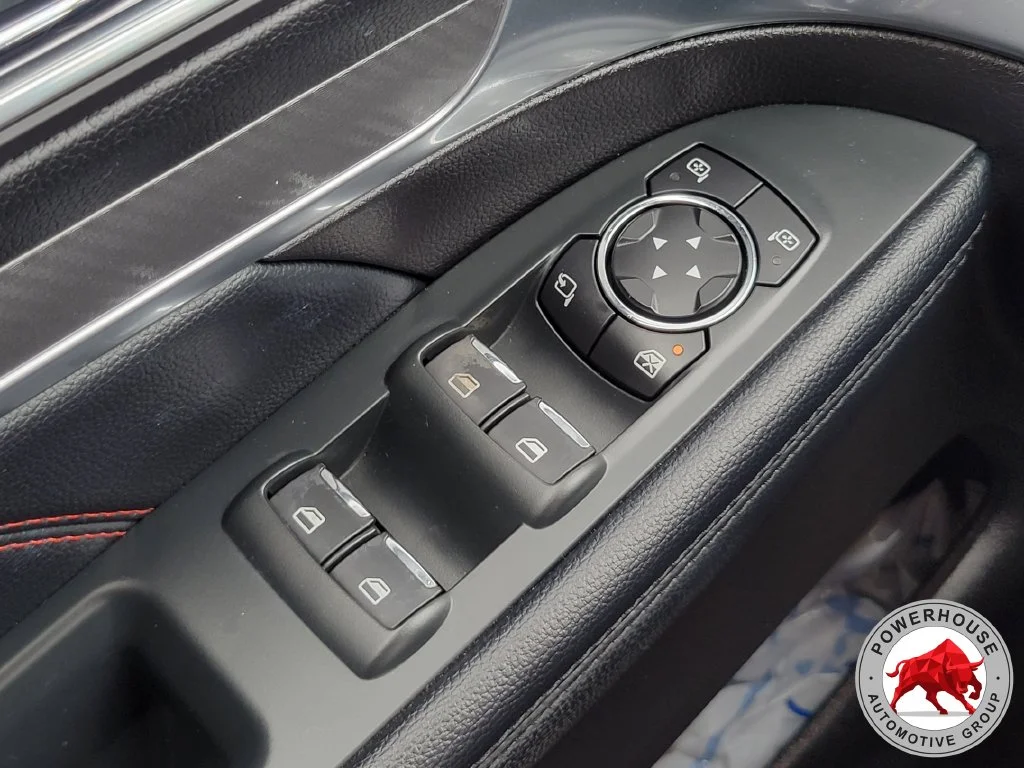 Used 2017 Red Ford Sport image 28